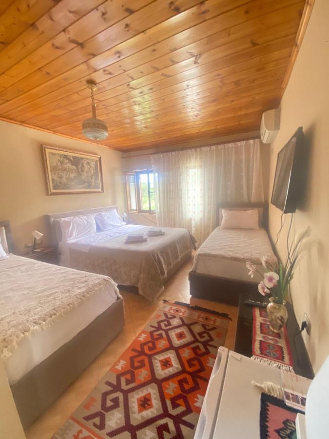 Marko'S House Gjirokastër Екстериор снимка