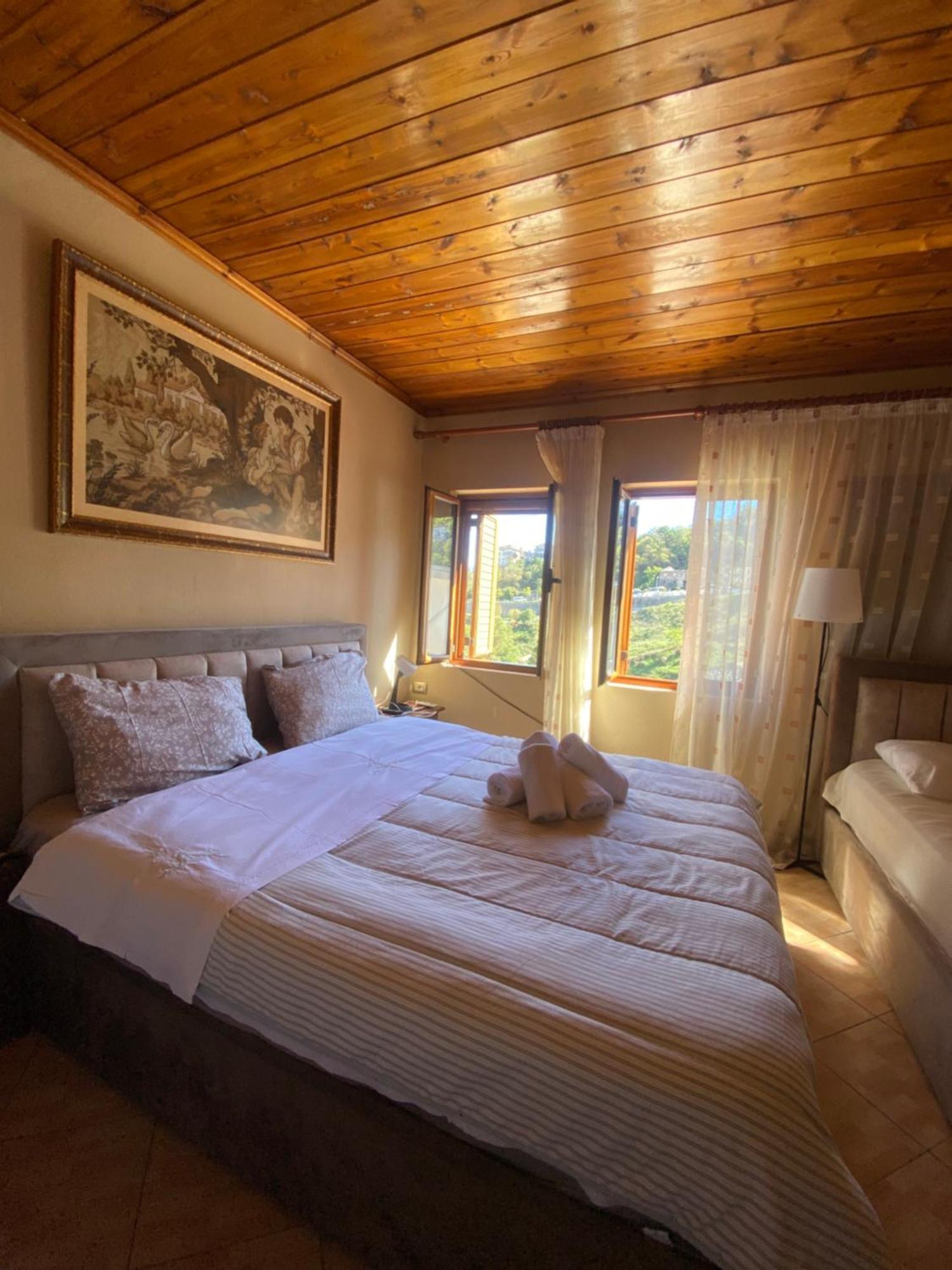 Marko'S House Gjirokastër Екстериор снимка